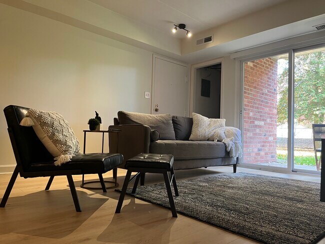 Living Room - 12 Ivy Hall Condo Unit 4 Grand Hall