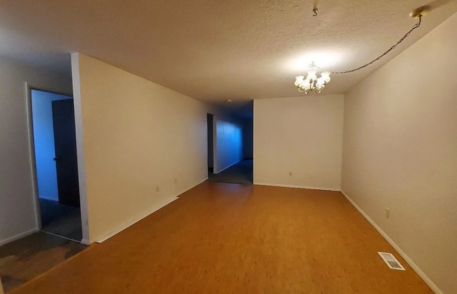 Photo - 8585 W Goddard Rd