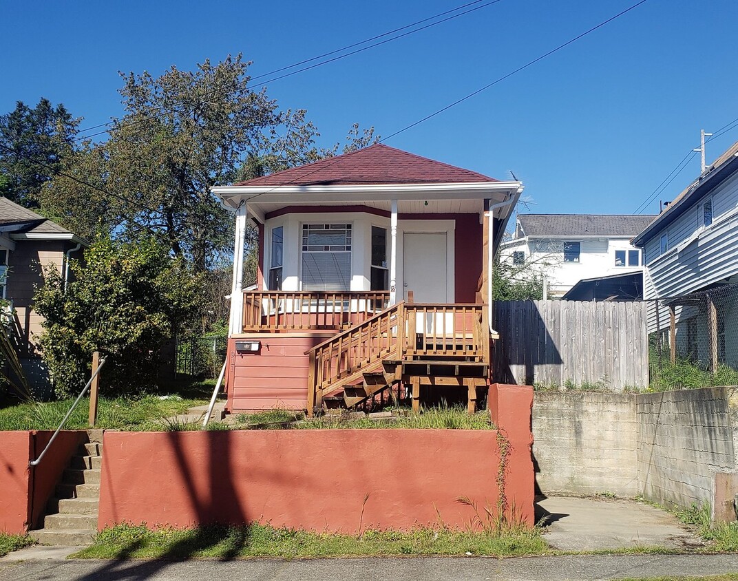 Vintage 1 bedroom home in the heart of Bre... - Vintage 1 bedroom home in the heart of Bre...