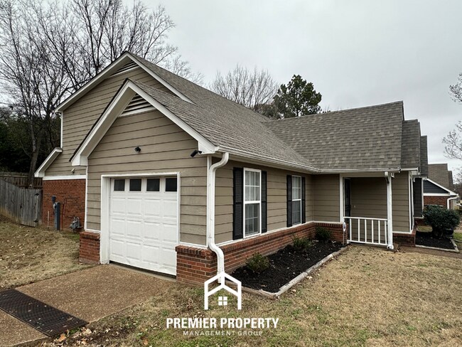 Photo - 2187 Curbertson Cove