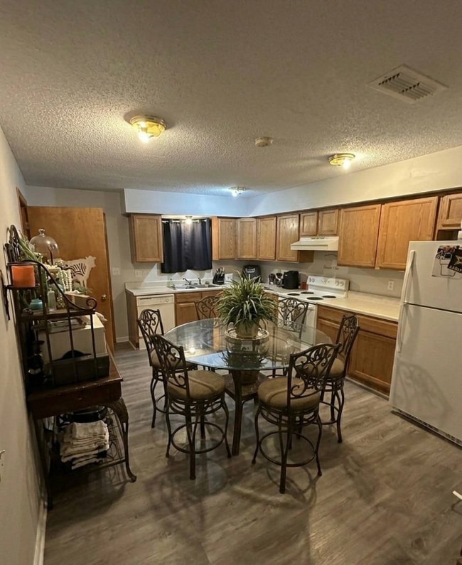 Photo - 274 Summer Breeze