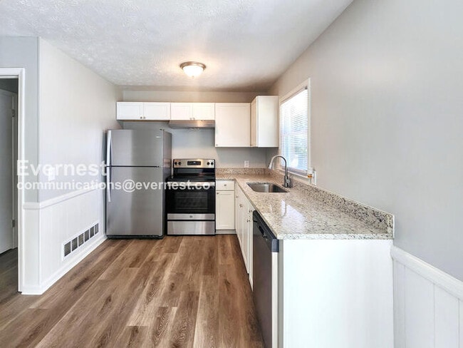 Photo - 807 Mountain Creek Church Rd NW