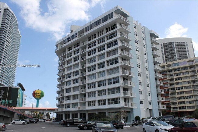 Photo - 1801 S Ocean Dr Unit 333