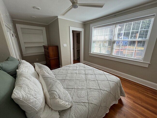 Master bedroom - 172 Florida Ave