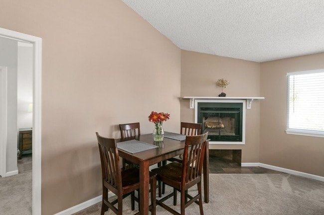 Photo - Beautiful 2BD/2BA townhome in Table Mountain Heights