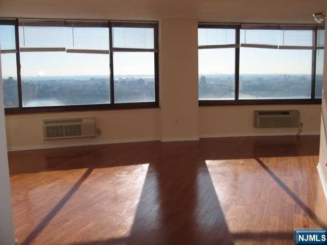 Photo - 100 Old Palisade Rd Unit 3605