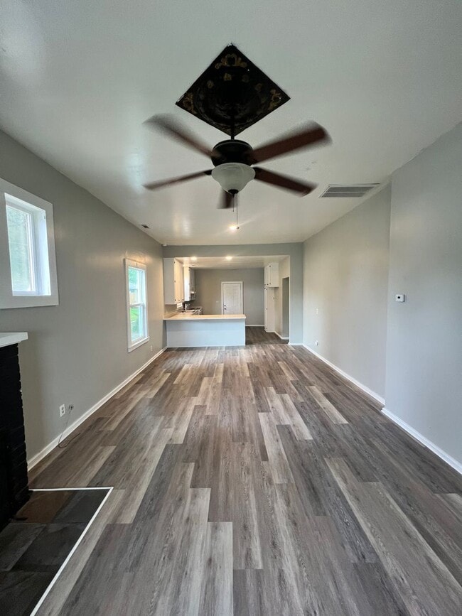 Photo - House Available for Rent in Mt Vernon!