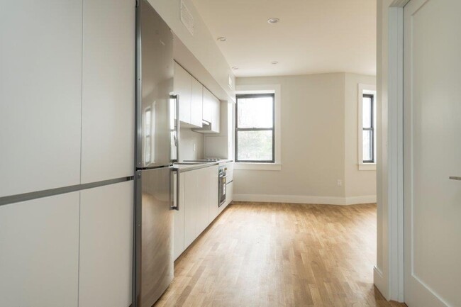 Photo - 119 Highland Ave Apartment Unit 11