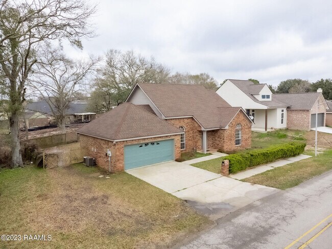 204 Student Ln
