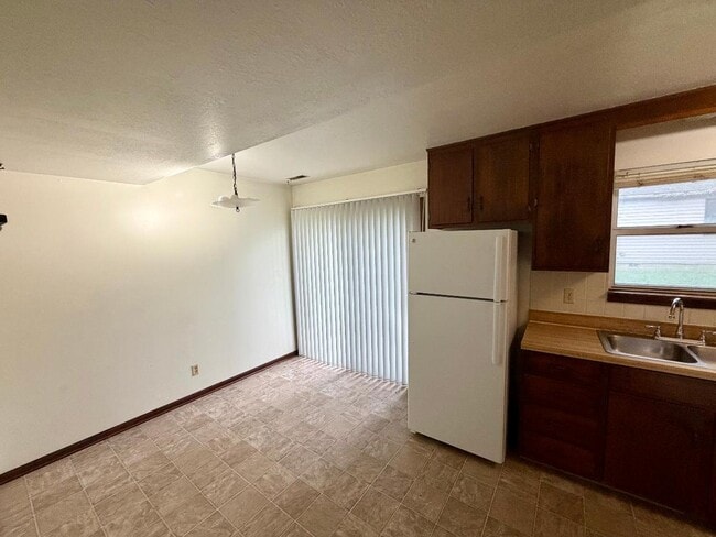 1027 Quincy St Unit 1027 Quincy