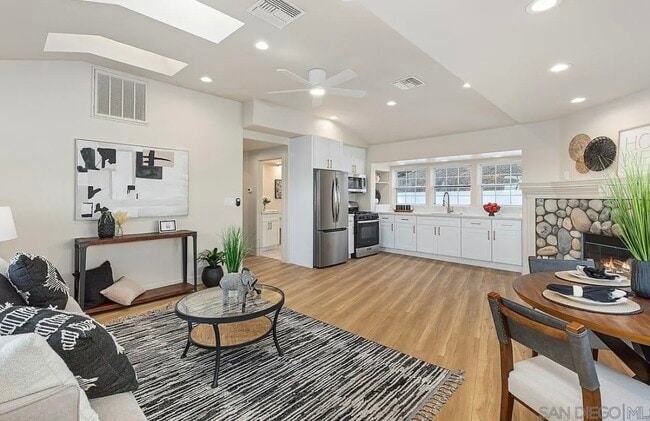 Photo - 5858 Del Cerro Blvd Unit 2