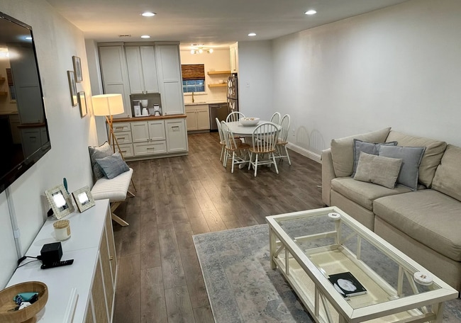 Living Area - 5818 E University Blvd Unit 218