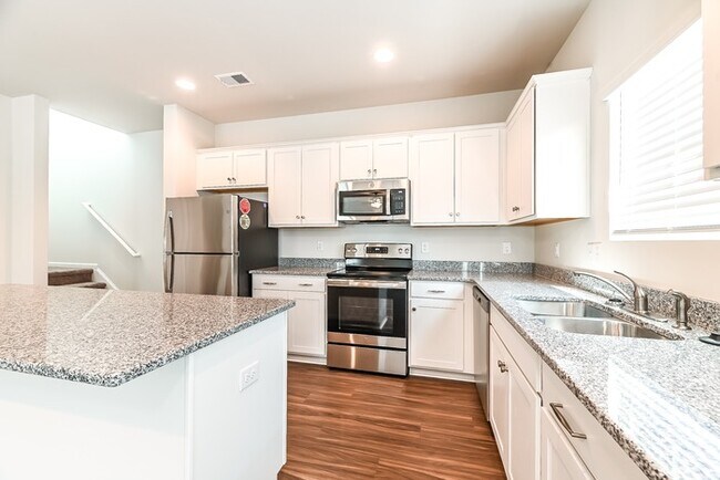 Photo - Beautiful 4 Bedroom in Mackey Farms