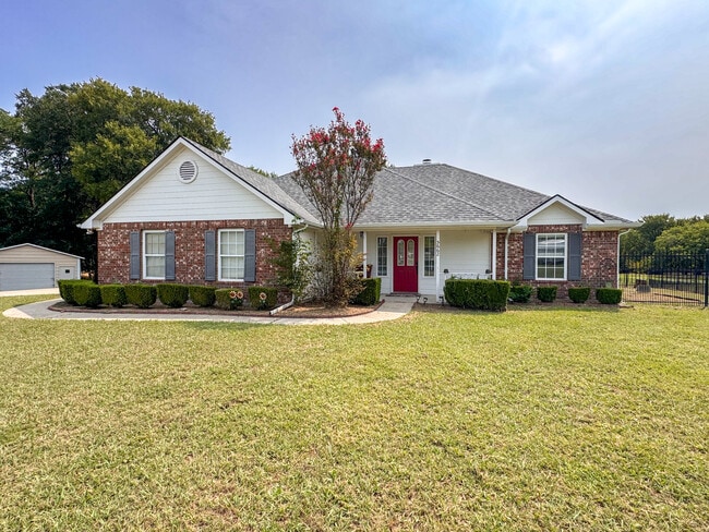 Building Photo - 5662 Pamela Ct