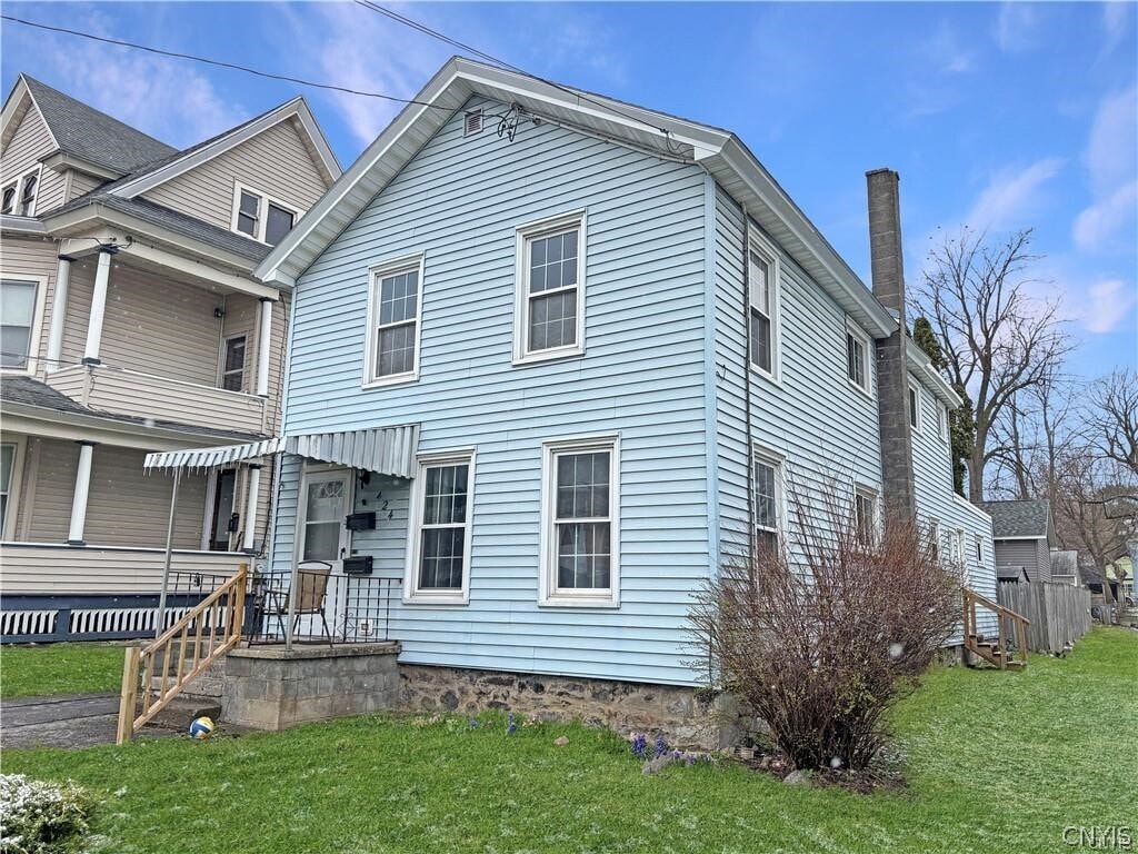 Photo - 424 Ulster St