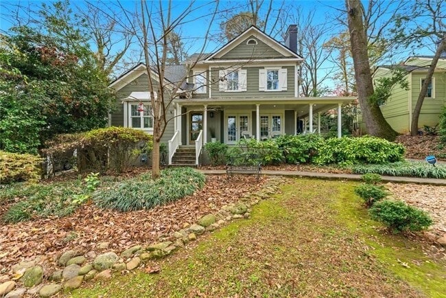 Building Photo - 302 Hascall Rd NW