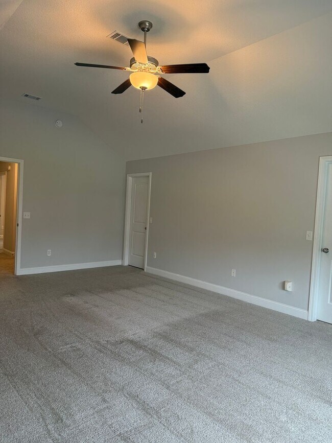 Photo - FOR RENT