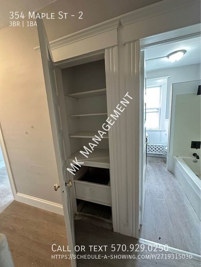 Photo - 352-354 Maple St Unit 2