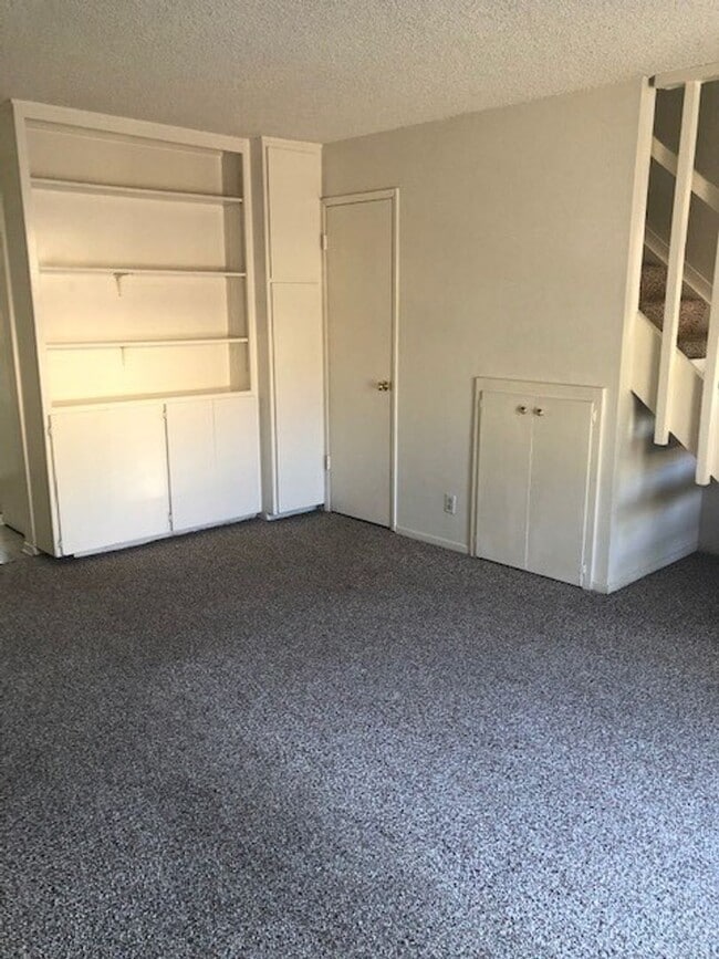 Photo - 1279 Bond St Unit 1279 Bond St #C
