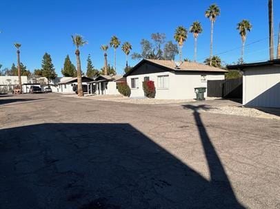 Building Photo - Coming Soon! 3 bedroom, 1 bathroom detache... Unit 2416-A