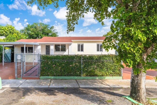 Building Photo - 701 Tamiami Canal Rd Rental