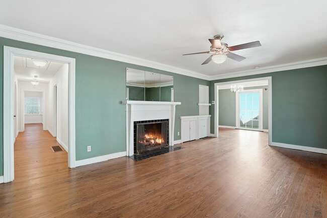 Photo - 2608 Highview Terrace