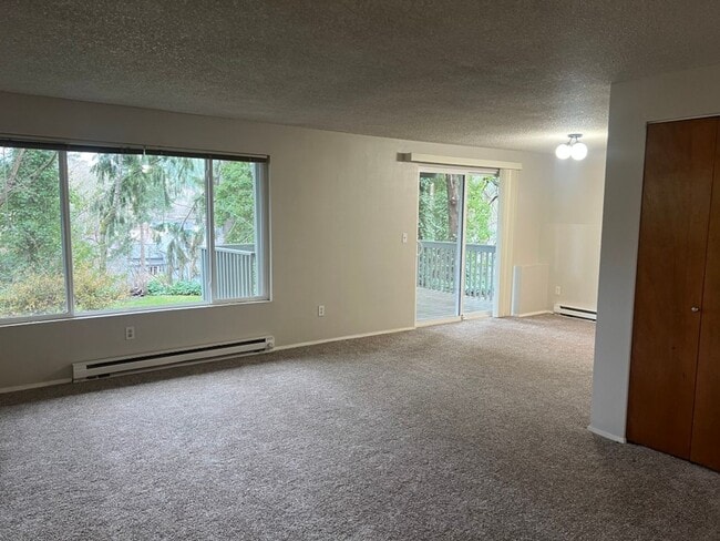 Photo - 280 SE Donnelly Ln