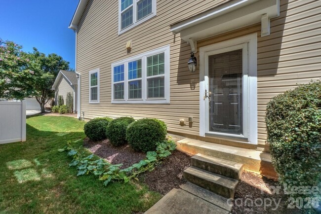 Photo - 8273 Viewpoint Lane