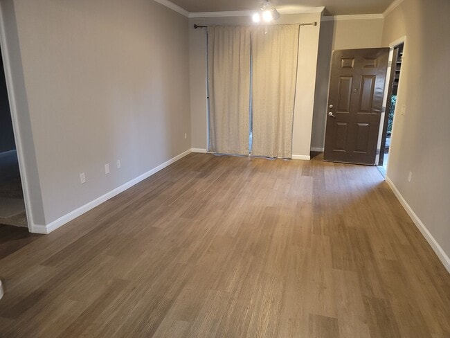 Photo - COMING SOON!!! 3 Bedroom Condo Near The Galleria