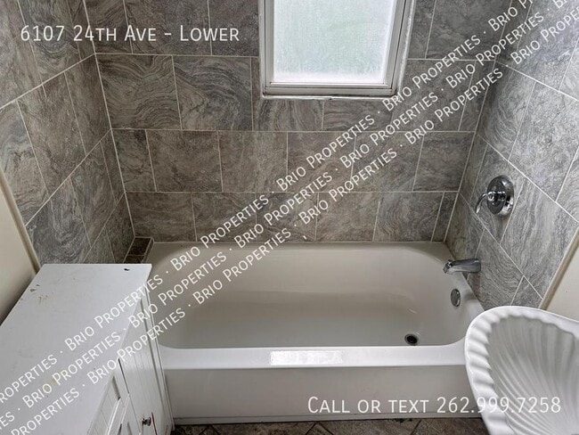 Photo - 6107 24th Ave Unit Lower
