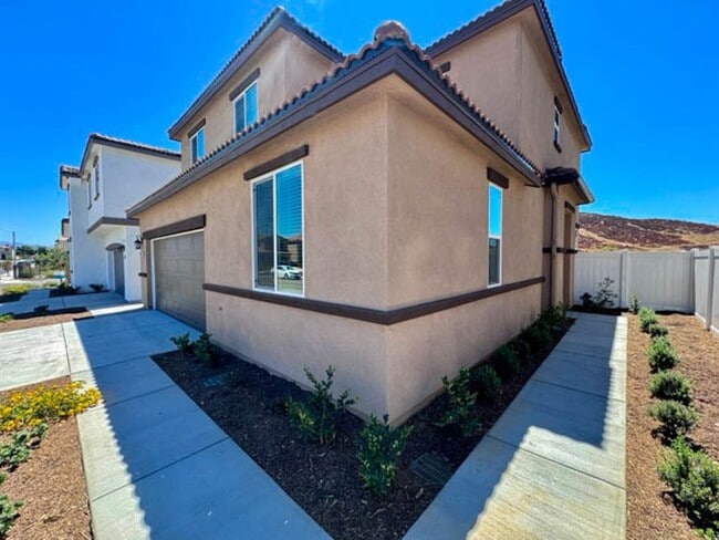 31799 Woodbank Wy