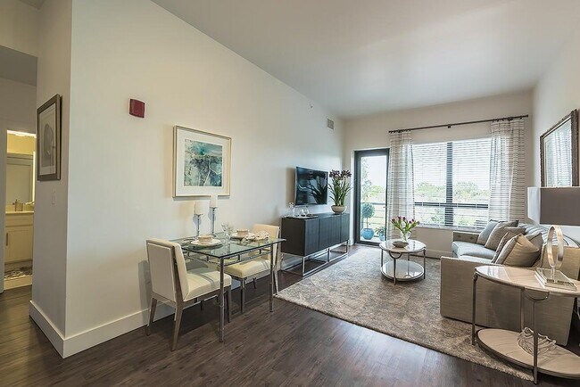 Photo - 312 23rd St Unit 307