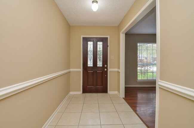 Photo - 2554 Hodges Bend Cir