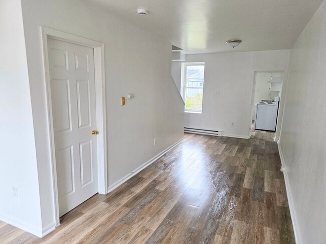1107 Read St