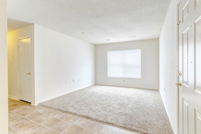 Photo - Meadowbrook Apartments