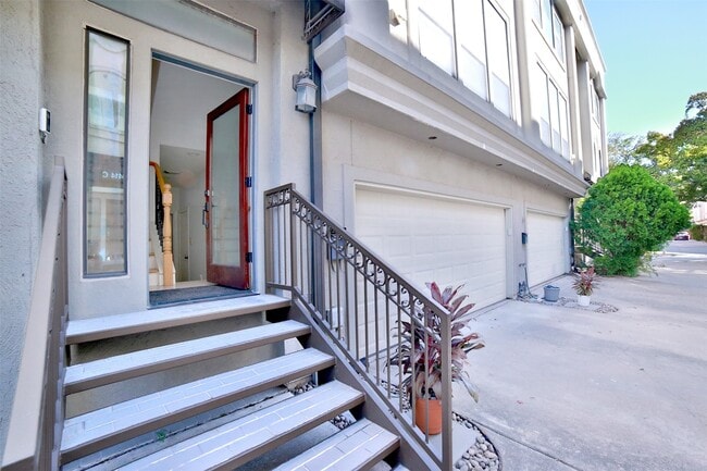 Photo - 2410 Dorrington St Unit C