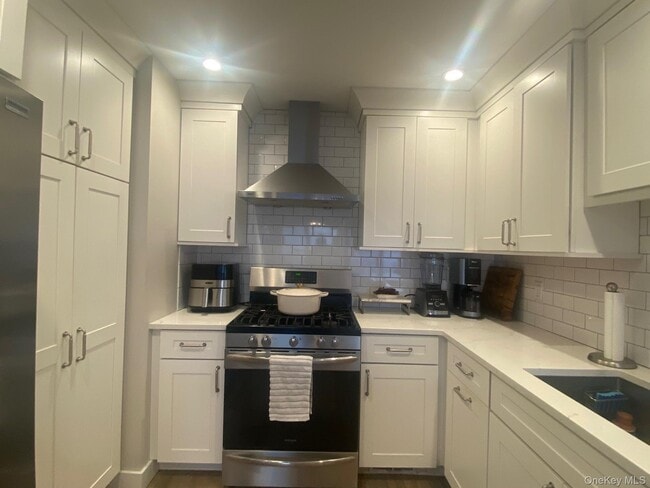 Photo - 18 Tennessee Ave Unit Lower