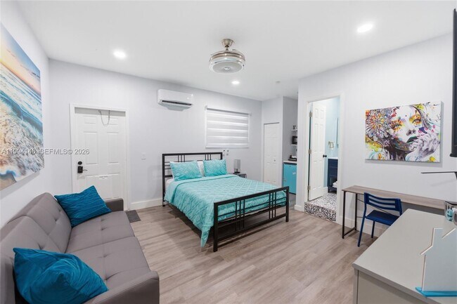 Photo - 12002 NW 27th Dr Unit 1