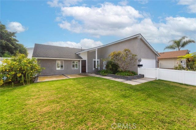 Building Photo - 10092 Dana Dr