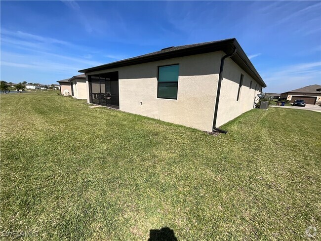 Building Photo - 14570 Palamos Cir Rental