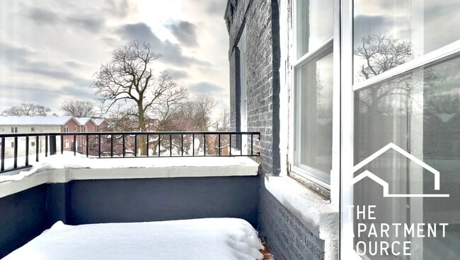 Photo - 1350 S Kedvale Ave Unidad 2