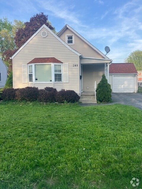 Building Photo - 285 Almay Rd Rental