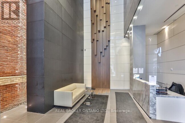 Photo - 15 Grenville St Unité 401