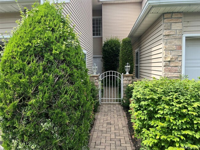 Photo - 85 Windwatch Dr