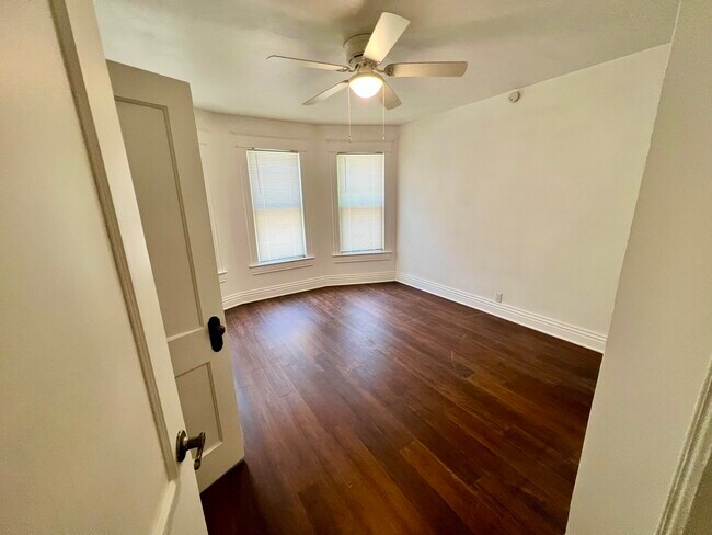 Photo - 828 S Park Ave