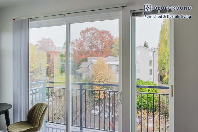 Photo - 622 Rainier Ave S Unit FL7-ID789