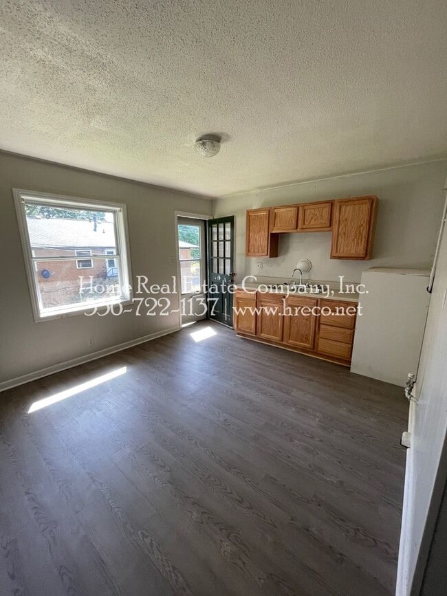Photo - 615 W Twenty-Third St Unit 615-D