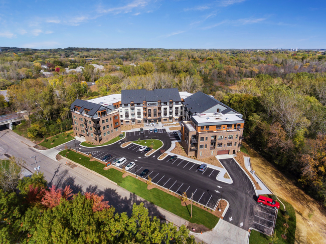 The Chase at Nine Mile Creek - The Chase at Nine Mile Creek Apartments