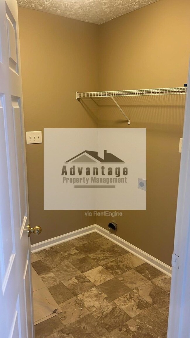 400 Ashley Trail