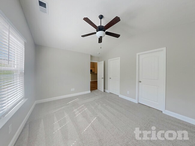 Photo - 1059 Berra Dr